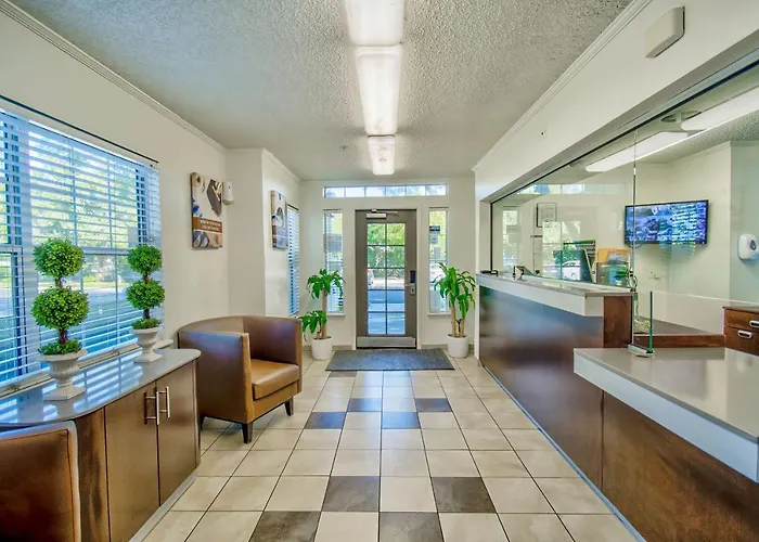 Studio 6-Phoenix, Az - Deer Valley
